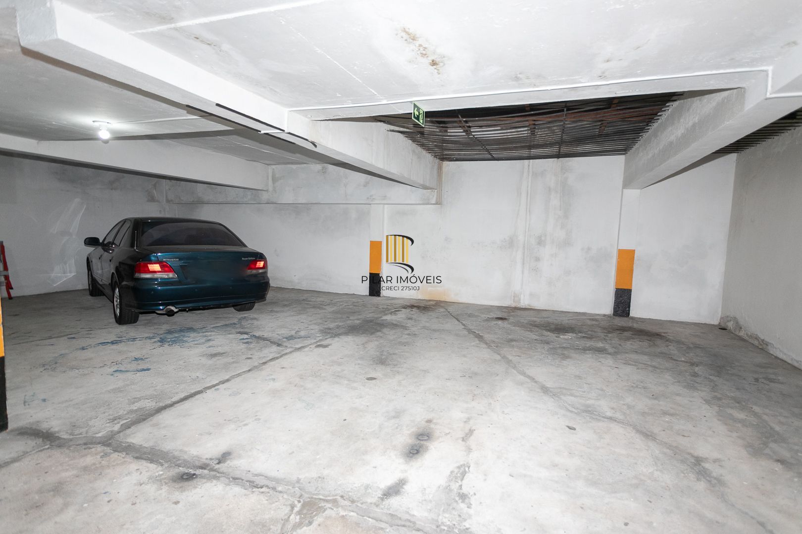 Cobertura com 3 dormitórios, mobiliada com 300 m²