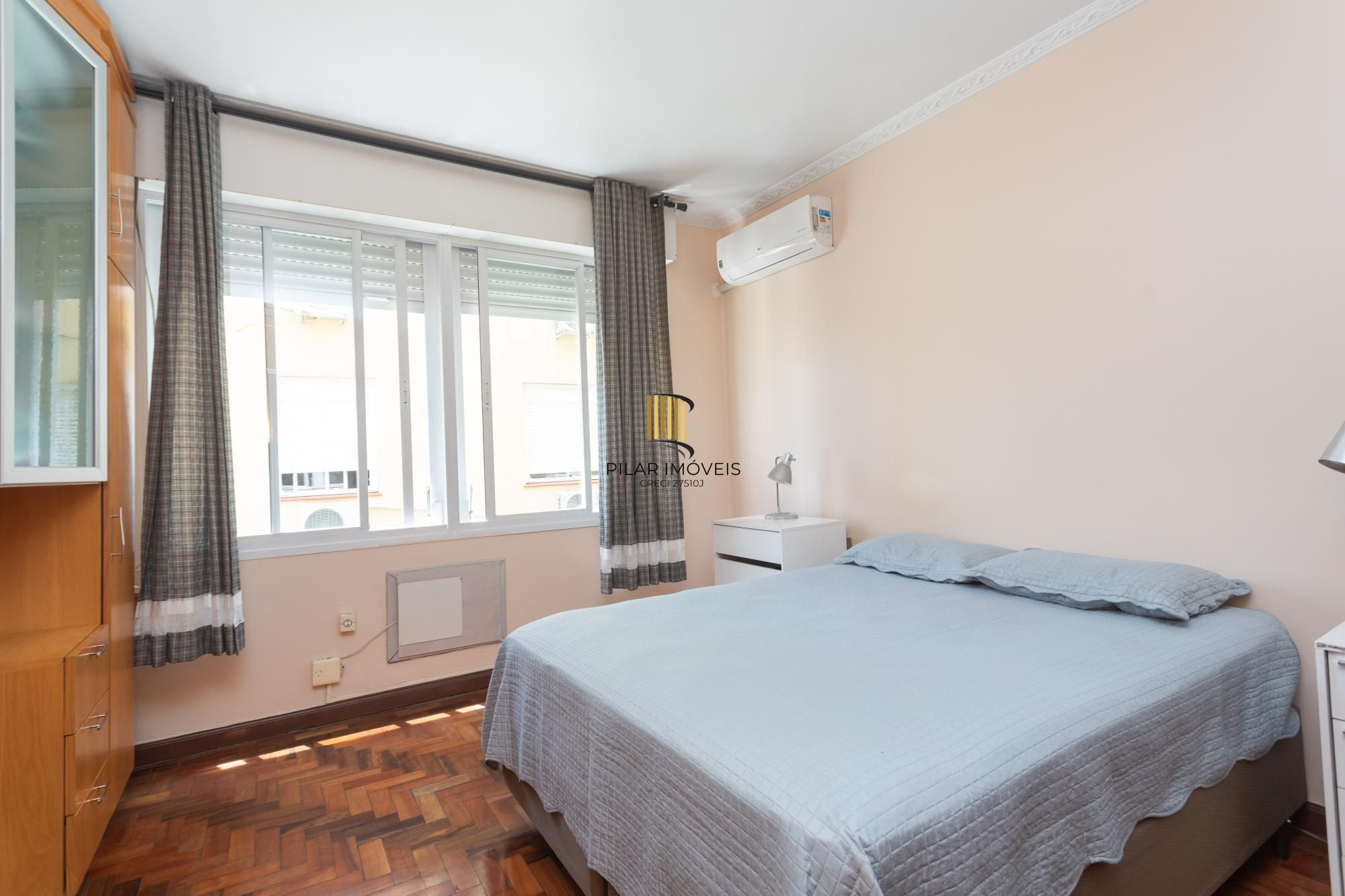 Apartamento 3 Dormitórios com Suíte e Garagem na Cidade Baixa – Próximo à Redenção