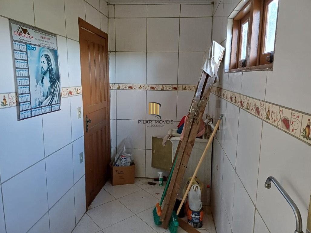 Casa Condomínio 2 dorm. + 2 vagas 90m² priv. 555m² totais Esmeralda - Viamão