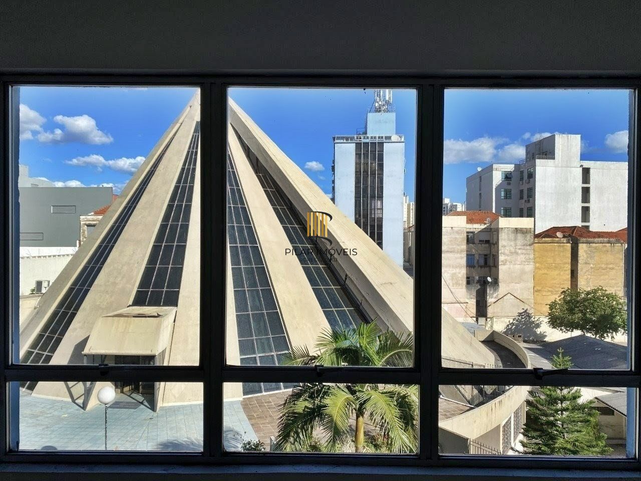 Sala Comercial perto do Carrefour Assis Brasil