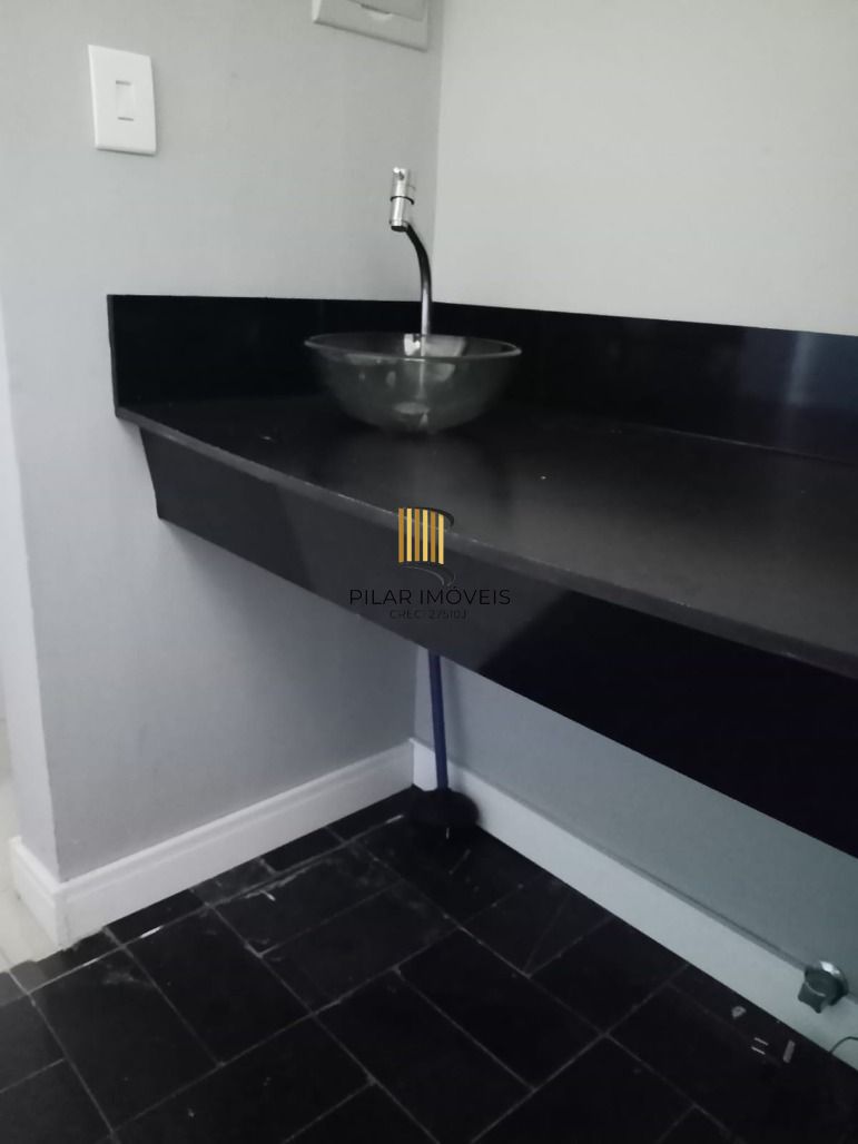 Sala comercial na Padre Chagas, Ed. Windmills Work Center