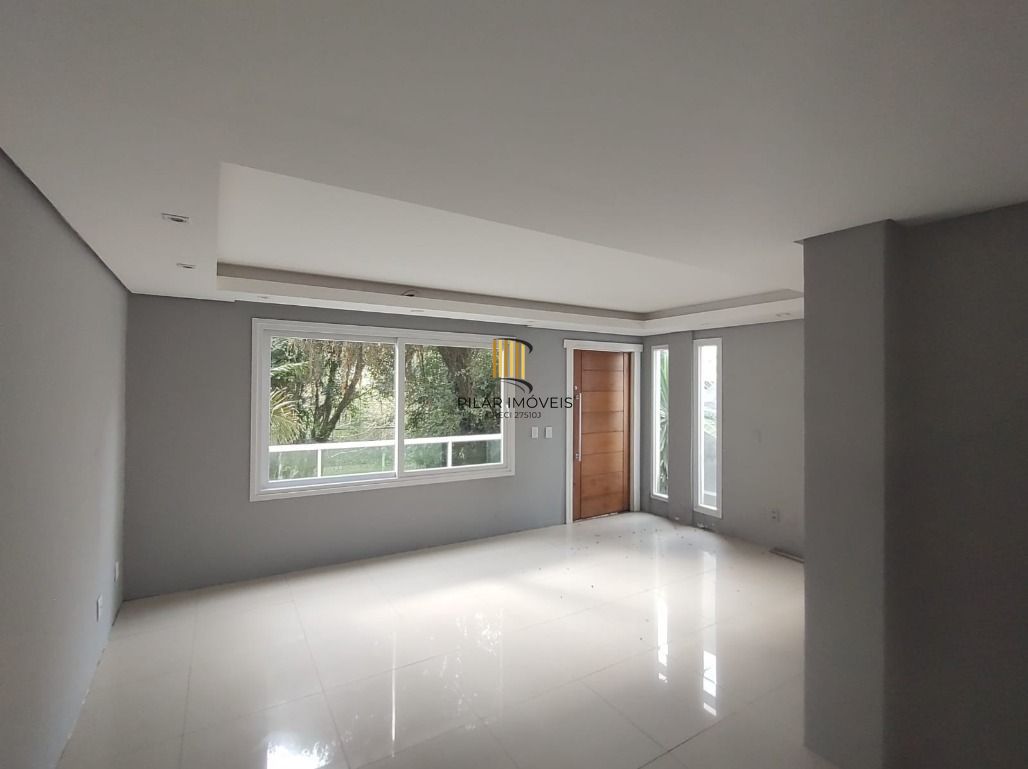Casa 3 dorm. 1 Suíte + 3 vagas 223m² Cavalhada - Porto Alegre - Pilar Imóveis