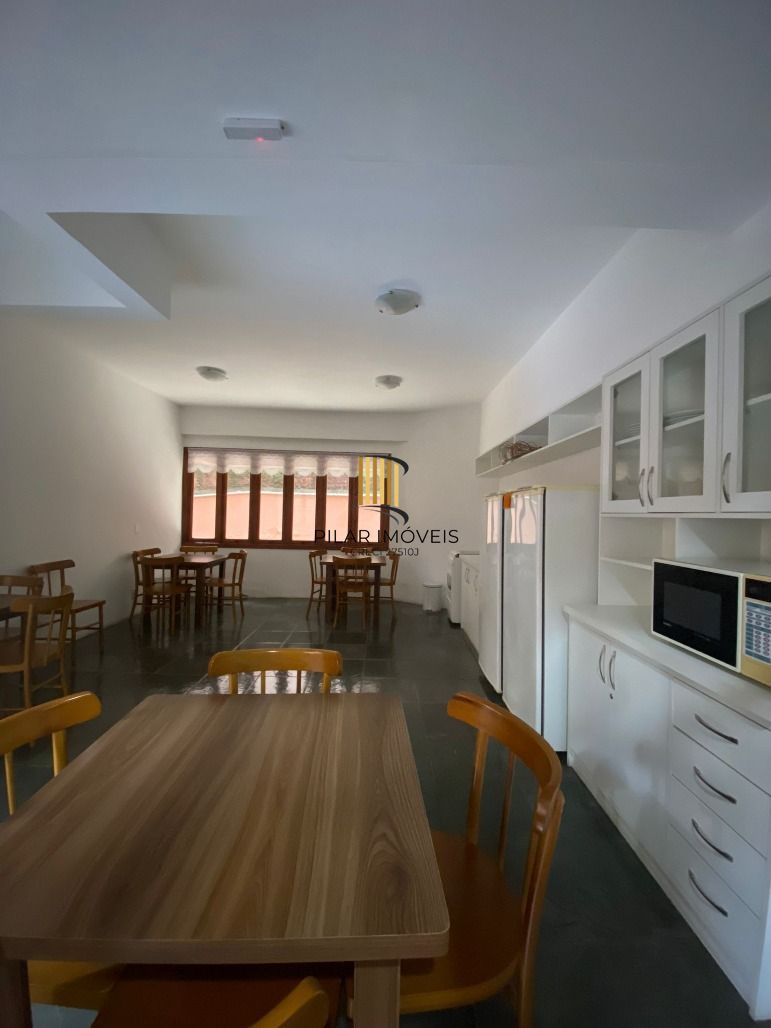 Cobertura 196m² 3 dorm. 1 Suíte + 2 vagas Petrópolis - Porto Alegre