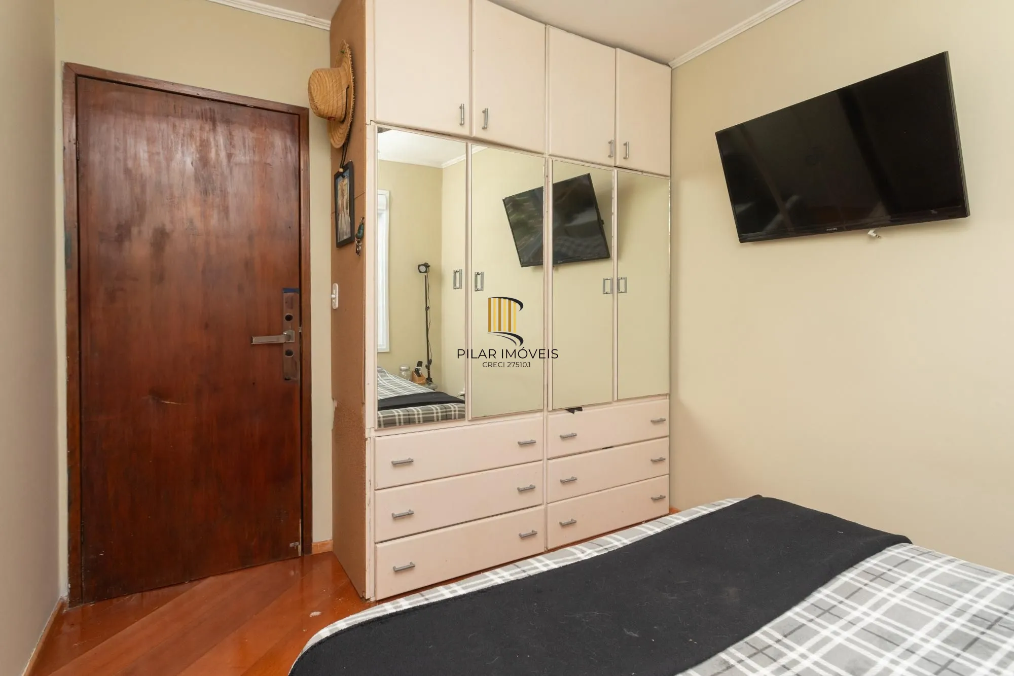 Casa em Condomínio com 5 quartos, 3 vagas e 350m²