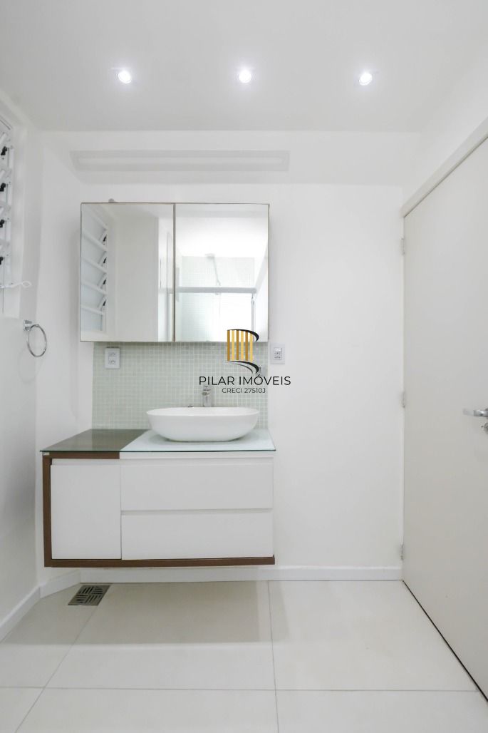 Apartamento 3 dormitórios no bairro Bom Fim