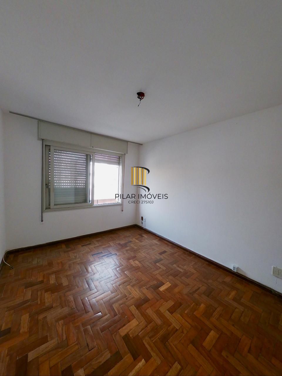 More na Cidade Baixa, a poucos passos da Redenção