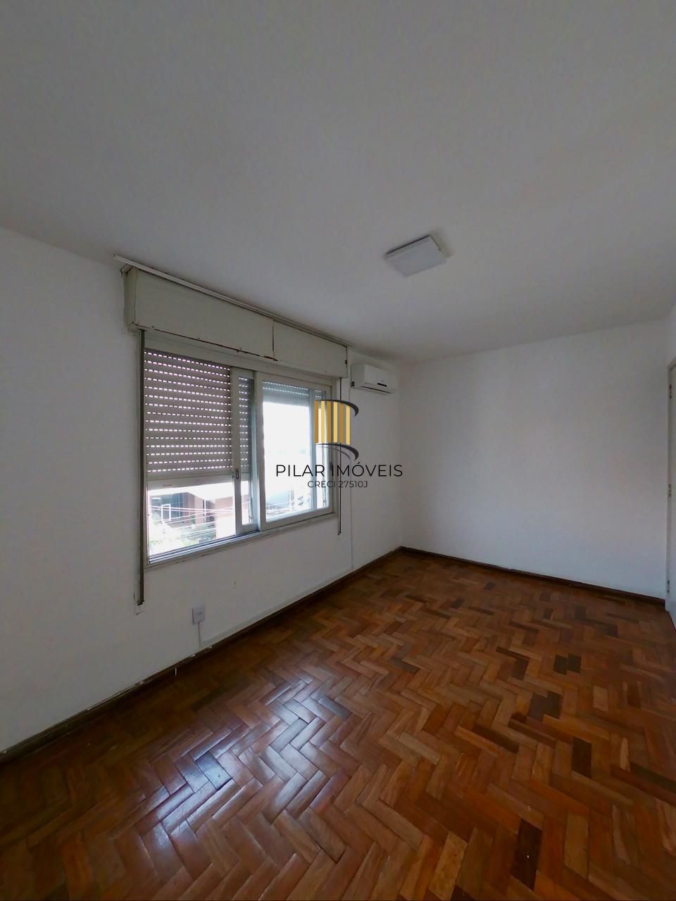 More na Cidade Baixa, a poucos passos da Redenção