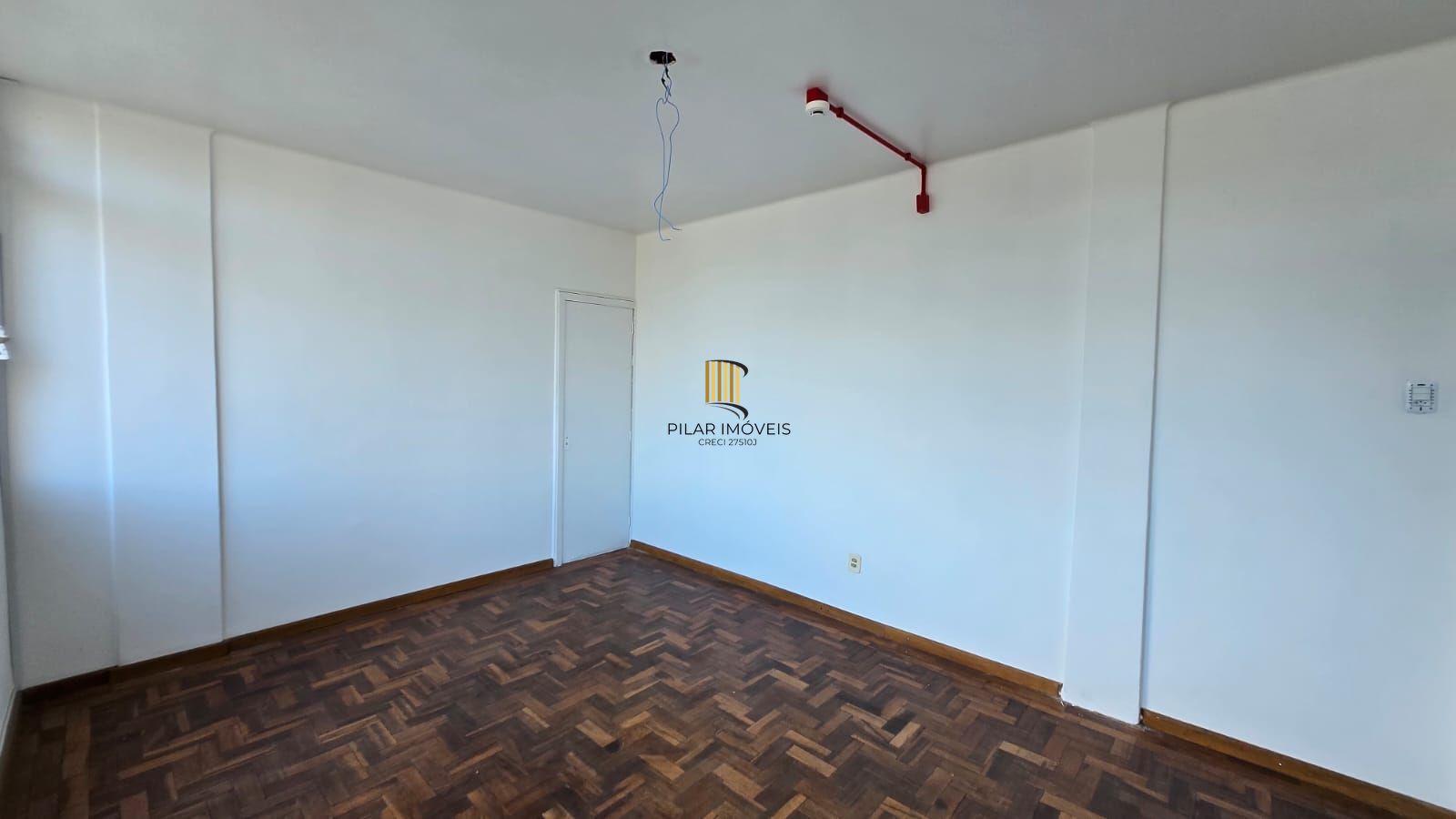 Sala Comercial Pronta para Seu Negócio no Centro Histórico de Porto Alegre