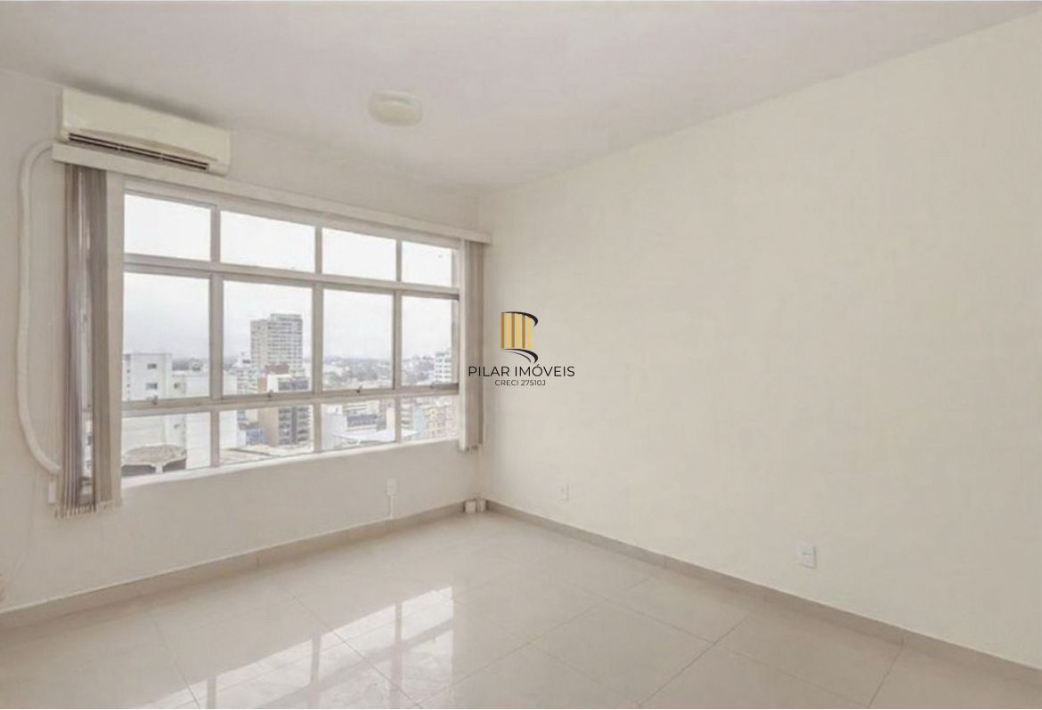 Sala Comercial Reformada no Centro Histórico | 46m² | Portaria 24h