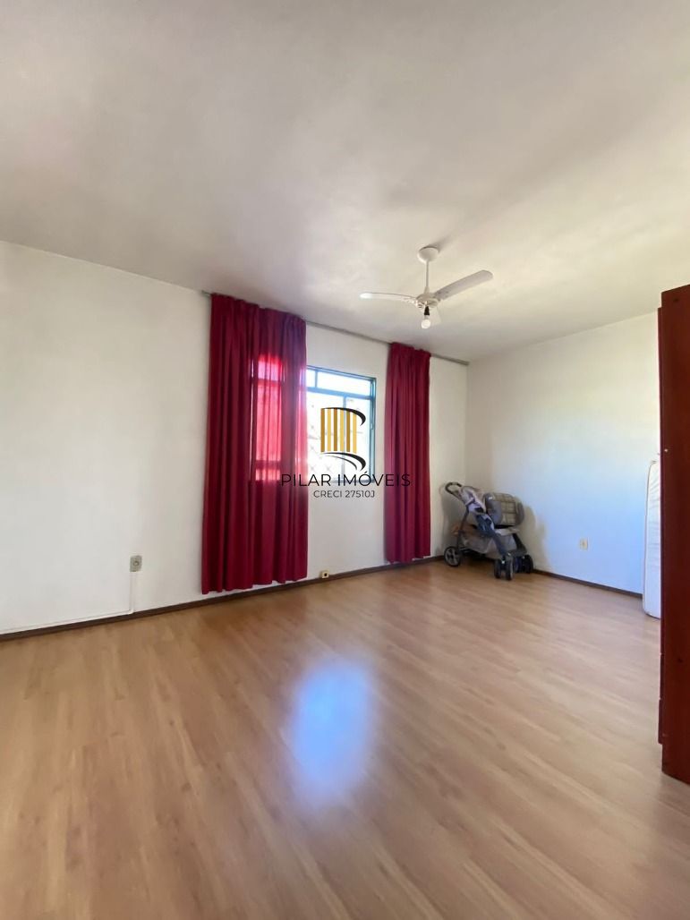 Casa 4 dorm. + 4 vagas 238m² Morro Santana - Porto Alegre