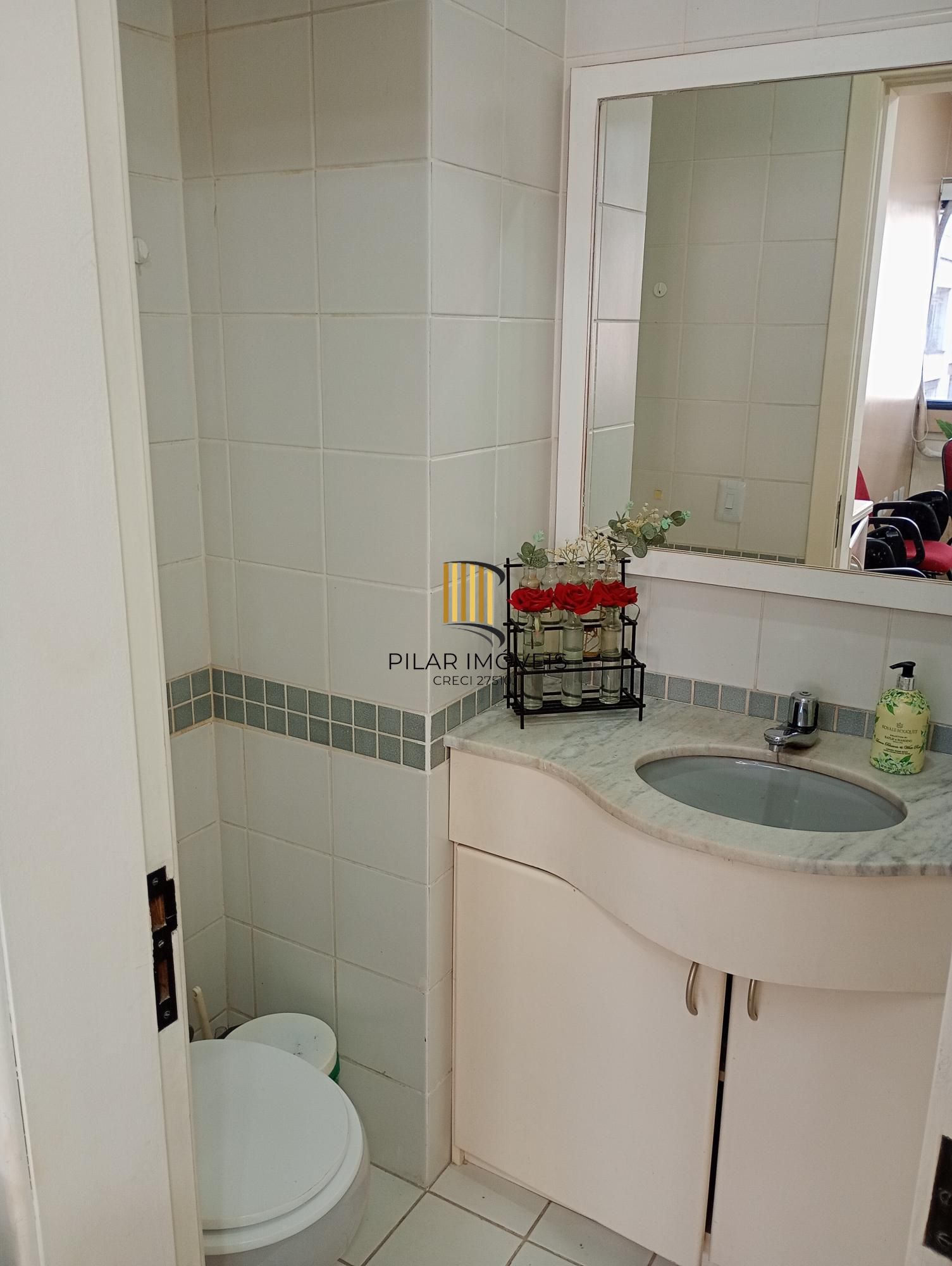 Sala comercial na Gonçalo de Carvalho ao lado do Shopping Total