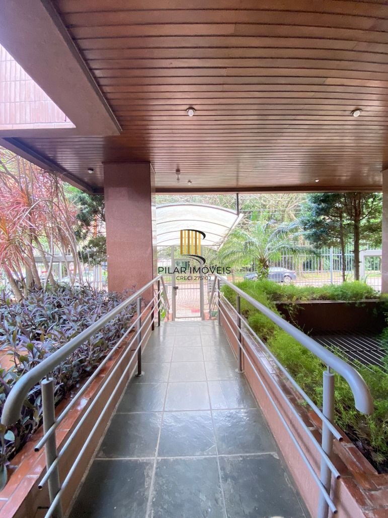 Cobertura 196m² 3 dorm. 1 Suíte + 2 vagas Petrópolis - Porto Alegre