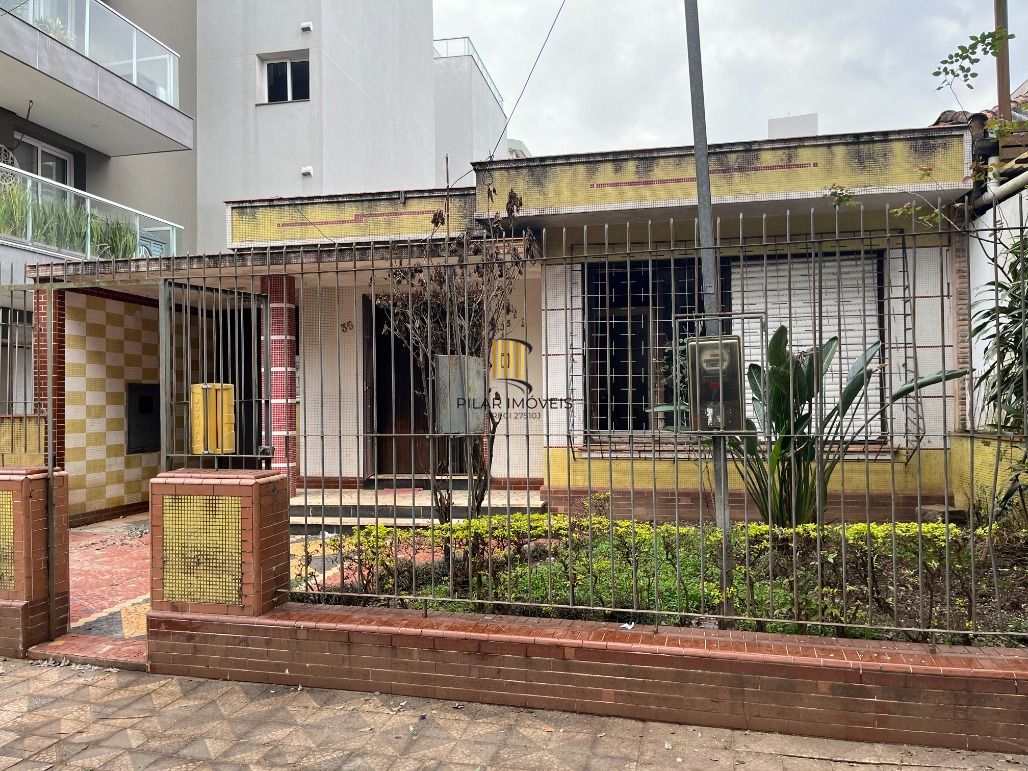 Casa 2 dorm. 360m² Menino Deus - Porto Alegre - Pilar Imóveis