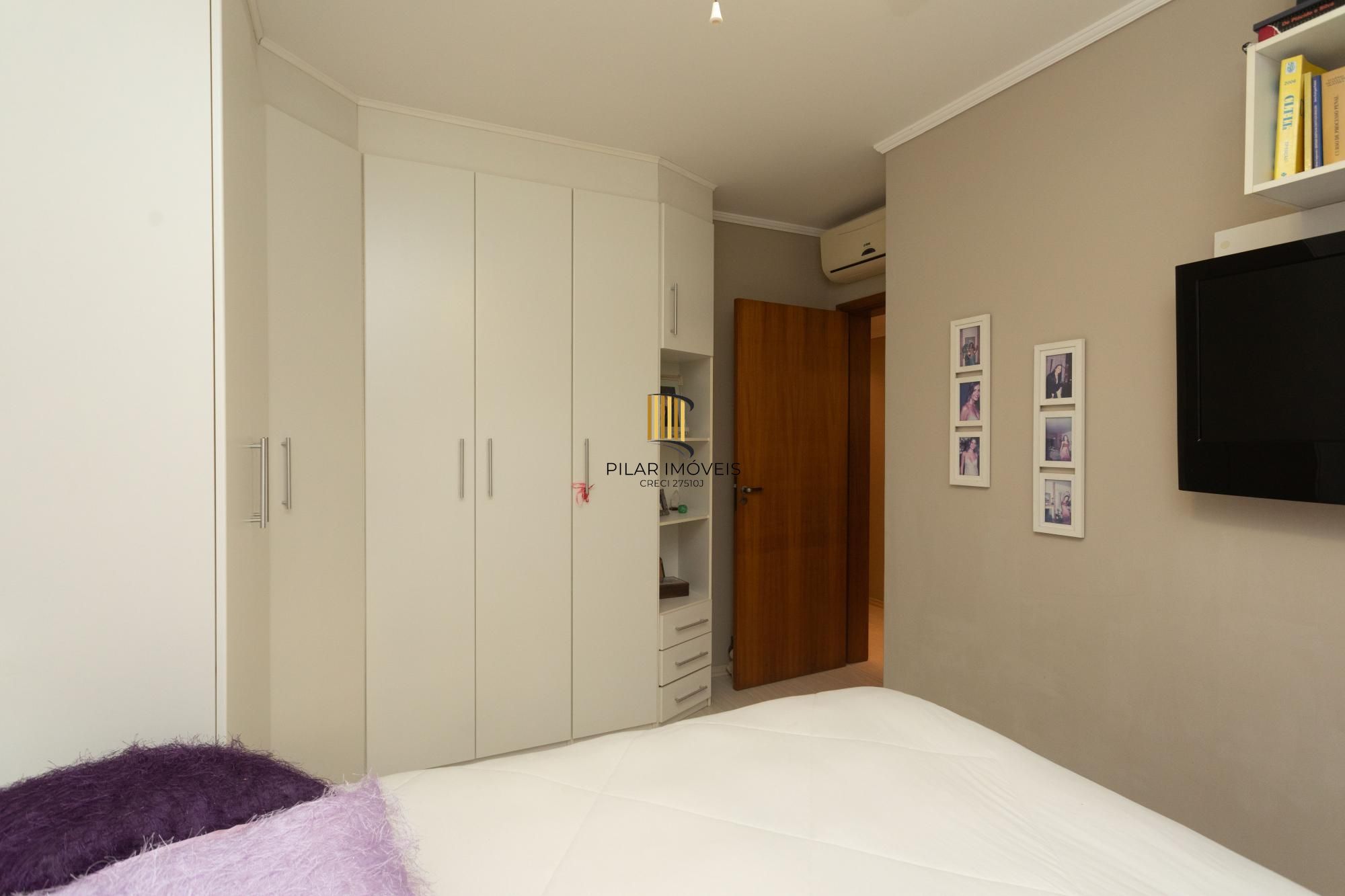 Casa no Chácara das Pedras com piscina e 316m2