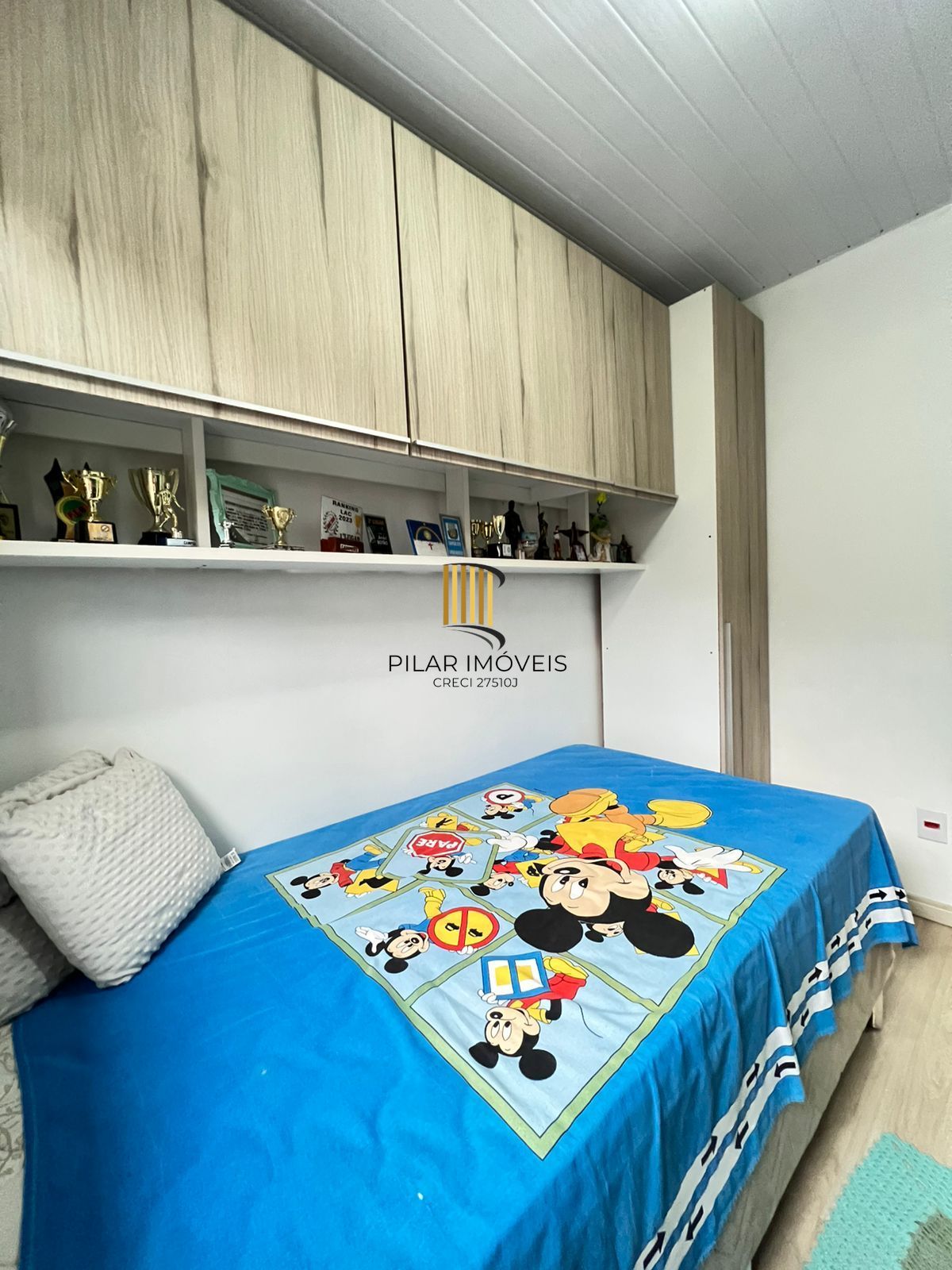 Casa na zonal de 3 dormitórios