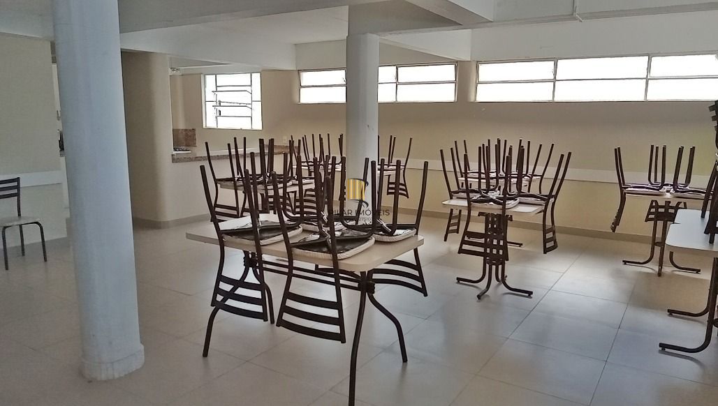 Apartamento 2 dormitórios no bairro Azenha