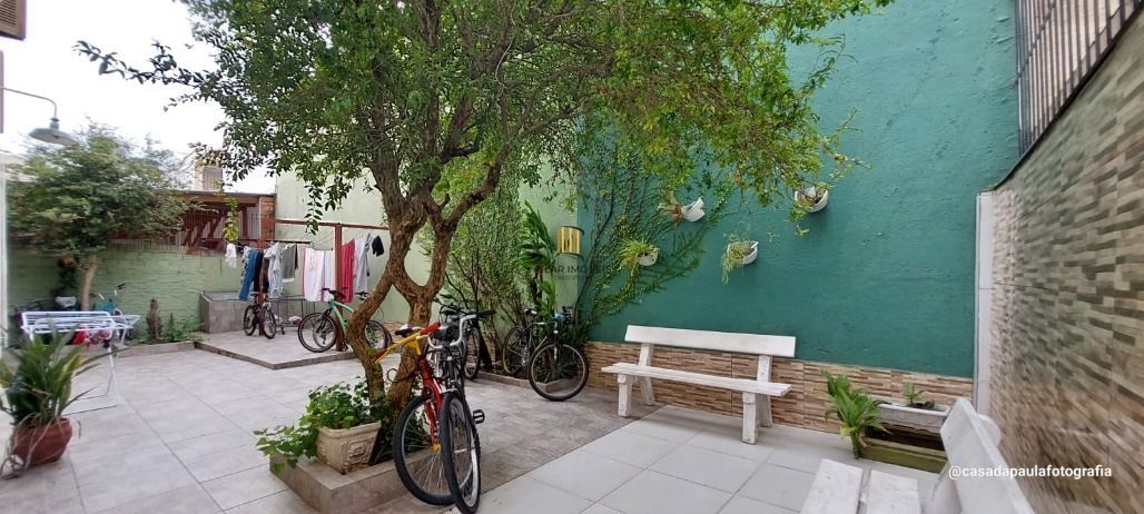 Oportunidade Única! JK Térreo com Pátio na Cidade Baixa!