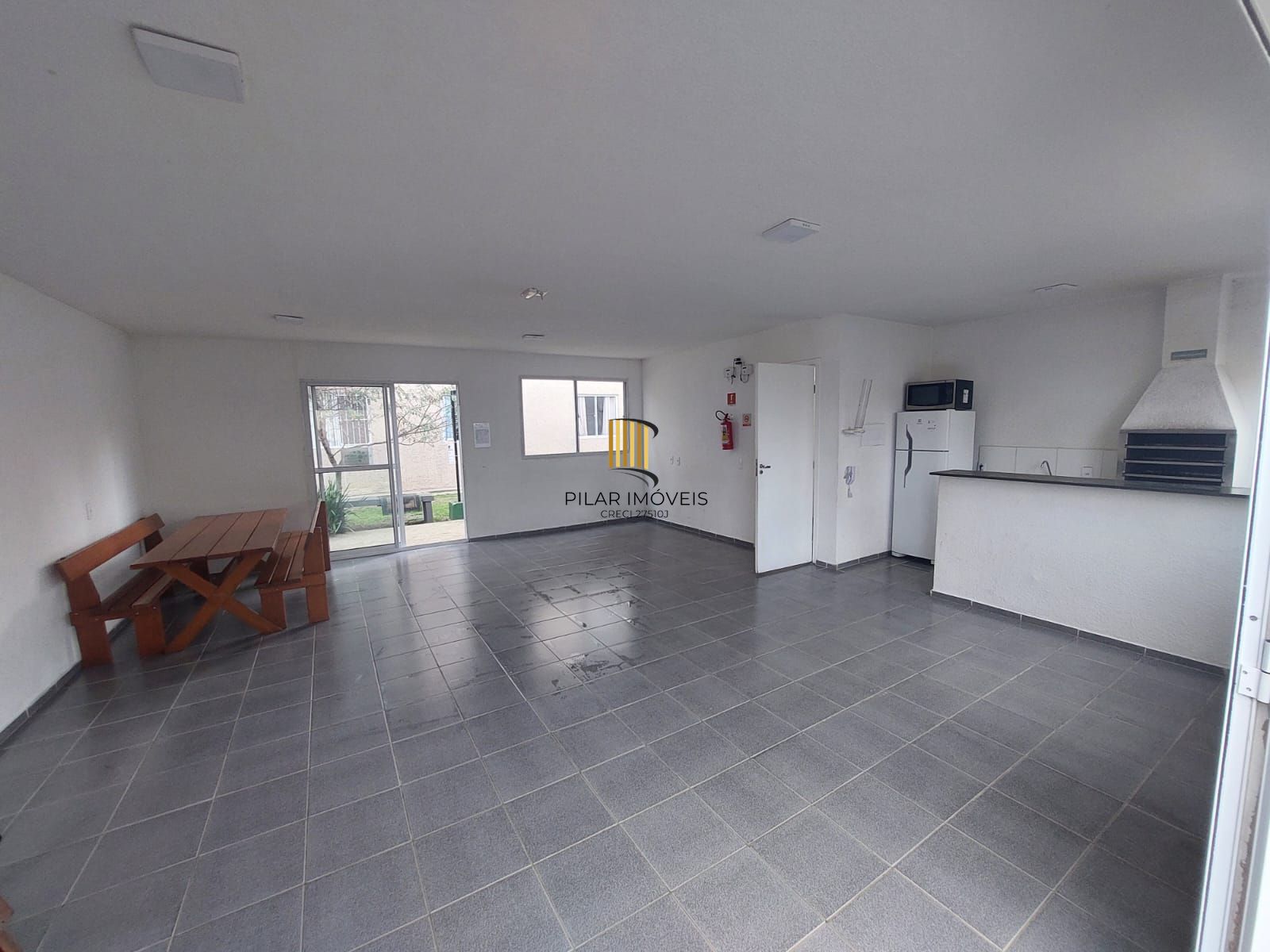 EXCELENTE APARTAMENTO 2 DORMITÓRIOS NO BAIRRO CAVALHADA