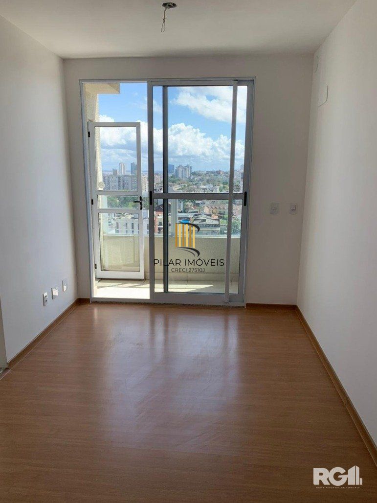 Apartamento 2 dormitóriosno Bairro Camaquã com vista para o Guaíba