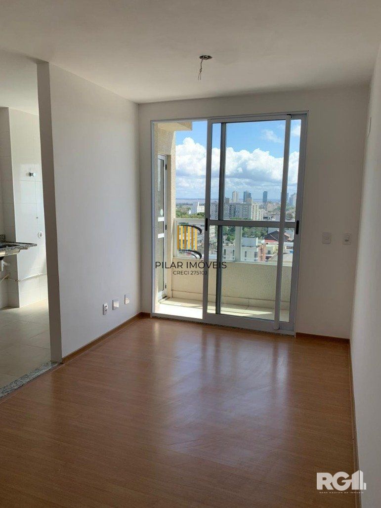 Apartamento 2 dormitóriosno Bairro Camaquã com vista para o Guaíba