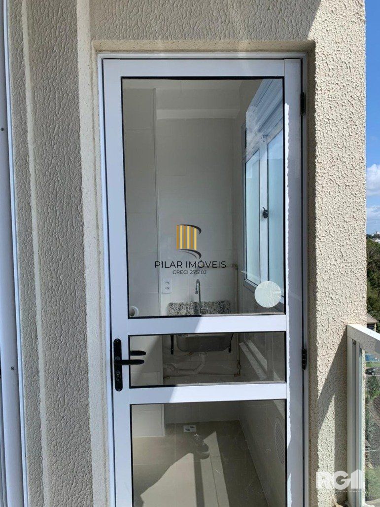 Apartamento 2 dormitóriosno Bairro Camaquã com vista para o Guaíba