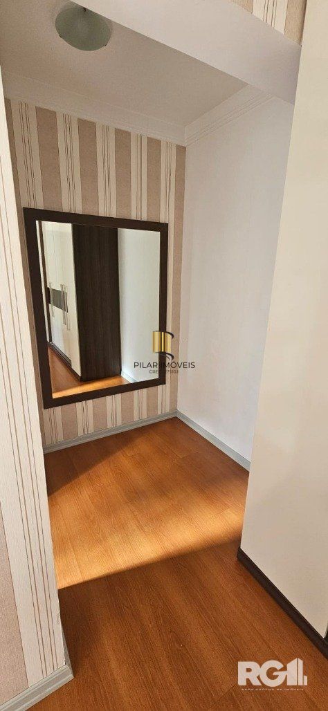 Lindo Apartamento Mobiliado de 1 domitório com 1 Suíte e Sacada