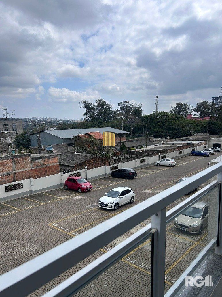 Lindo Apartamento 2 Dormitórios com Suíte no Bairro Morro Santana