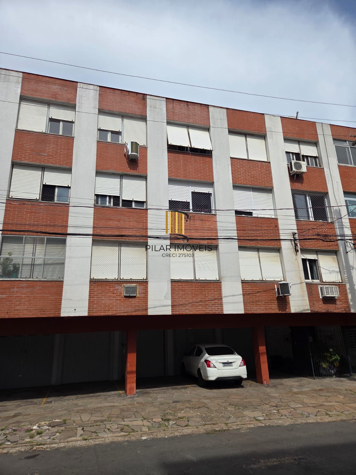 Apartamento à Venda – Dona Eugênia – Amplo e Confortável!