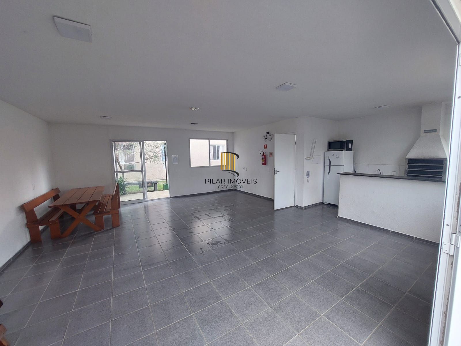 EXCELENTE APARTAMENTO 2 DORMITÓRIOS NO BAIRRO CAVALHADA