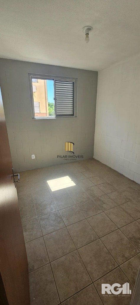 Apartamento de 2 Dormitórios no Bairro Rubem Berta