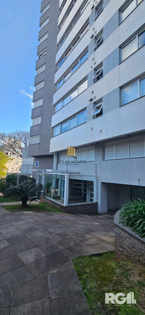 Lindo Apartamento Mobiliado de 1 domitório com 1 Suíte e Sacada
