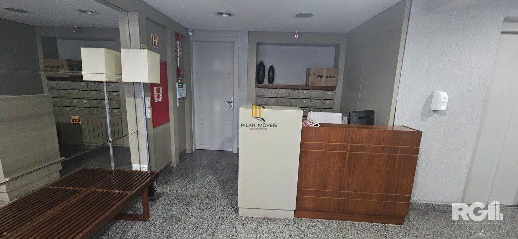Lindo Apartamento Mobiliado de 1 domitório com 1 Suíte e Sacada