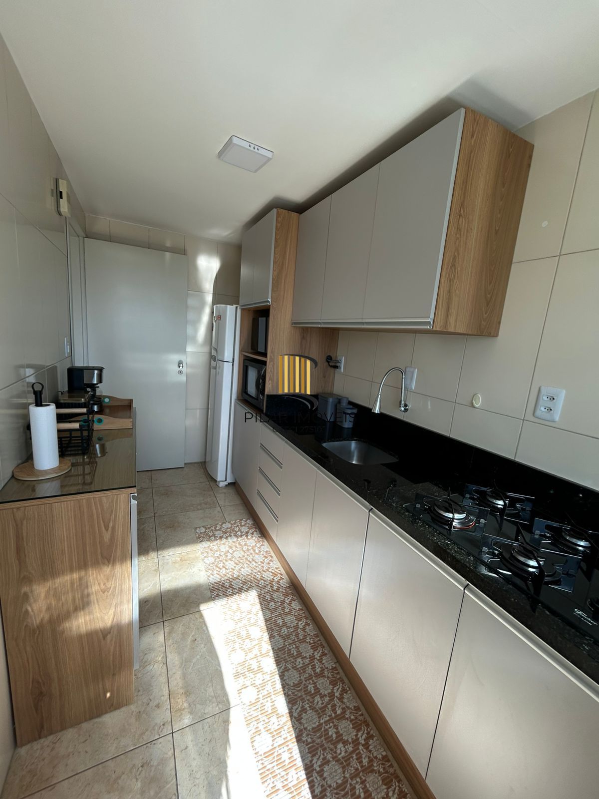 LINDO APARTAMENTO 1 DORMITÓRIO NA ZONA SUL DE PORTO ALEGRE