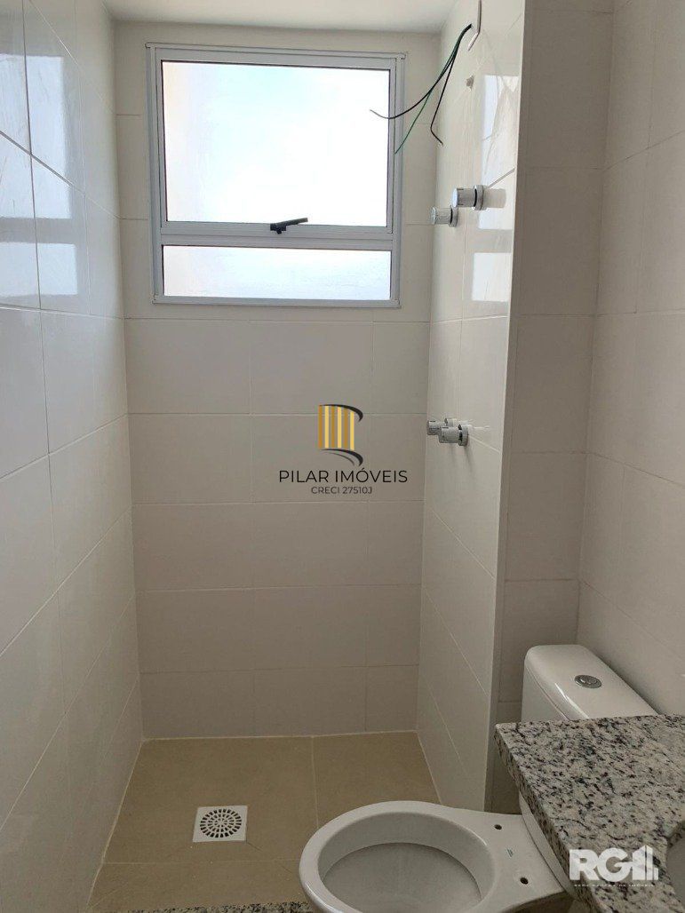 Apartamento 2 dormitóriosno Bairro Camaquã com vista para o Guaíba