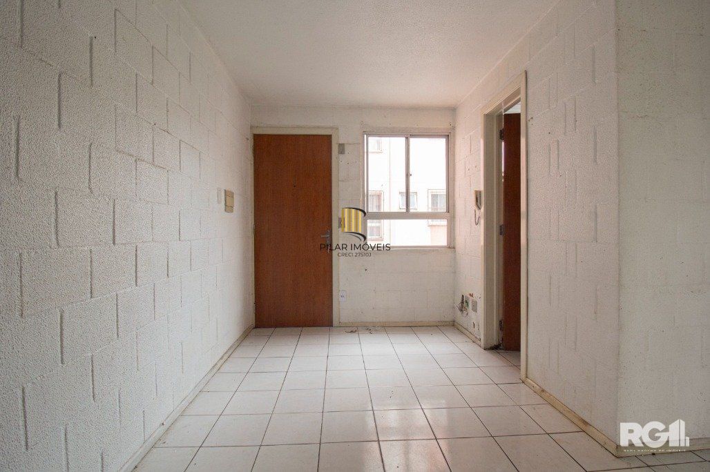 Apartamento de 2 Dormitórios no Bairro Rubem Berta