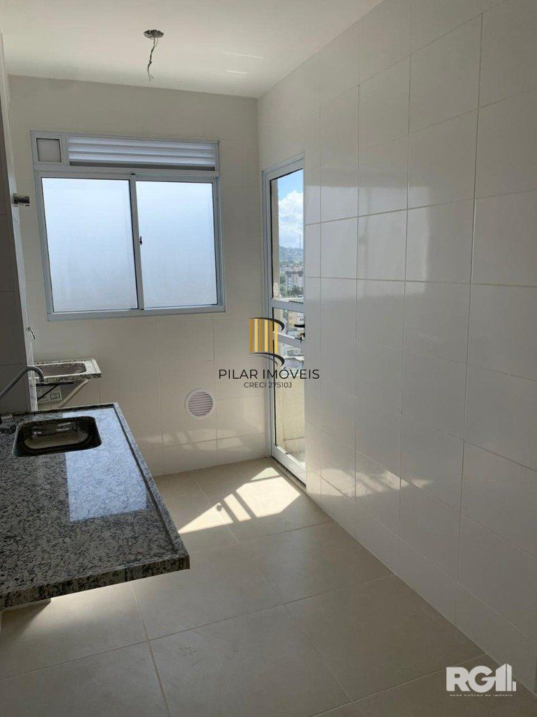 Apartamento 2 dormitóriosno Bairro Camaquã com vista para o Guaíba
