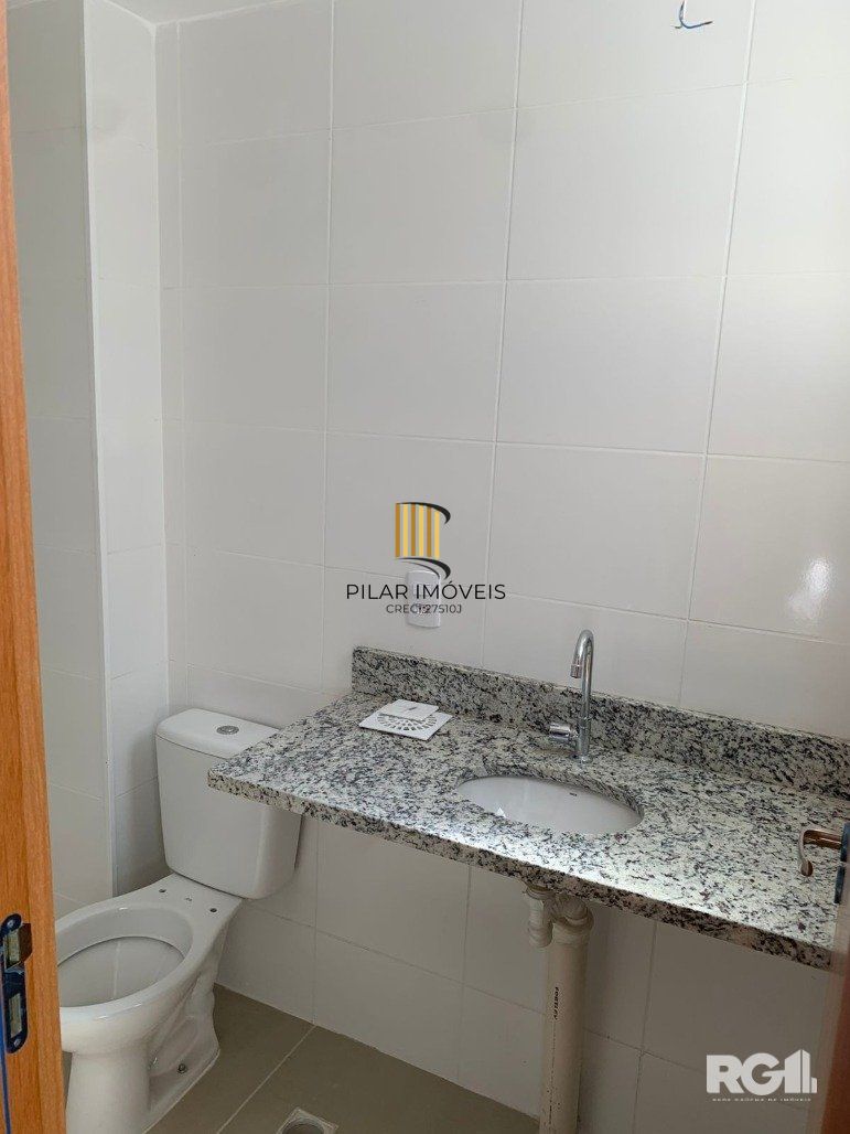 Apartamento 2 dormitóriosno Bairro Camaquã com vista para o Guaíba