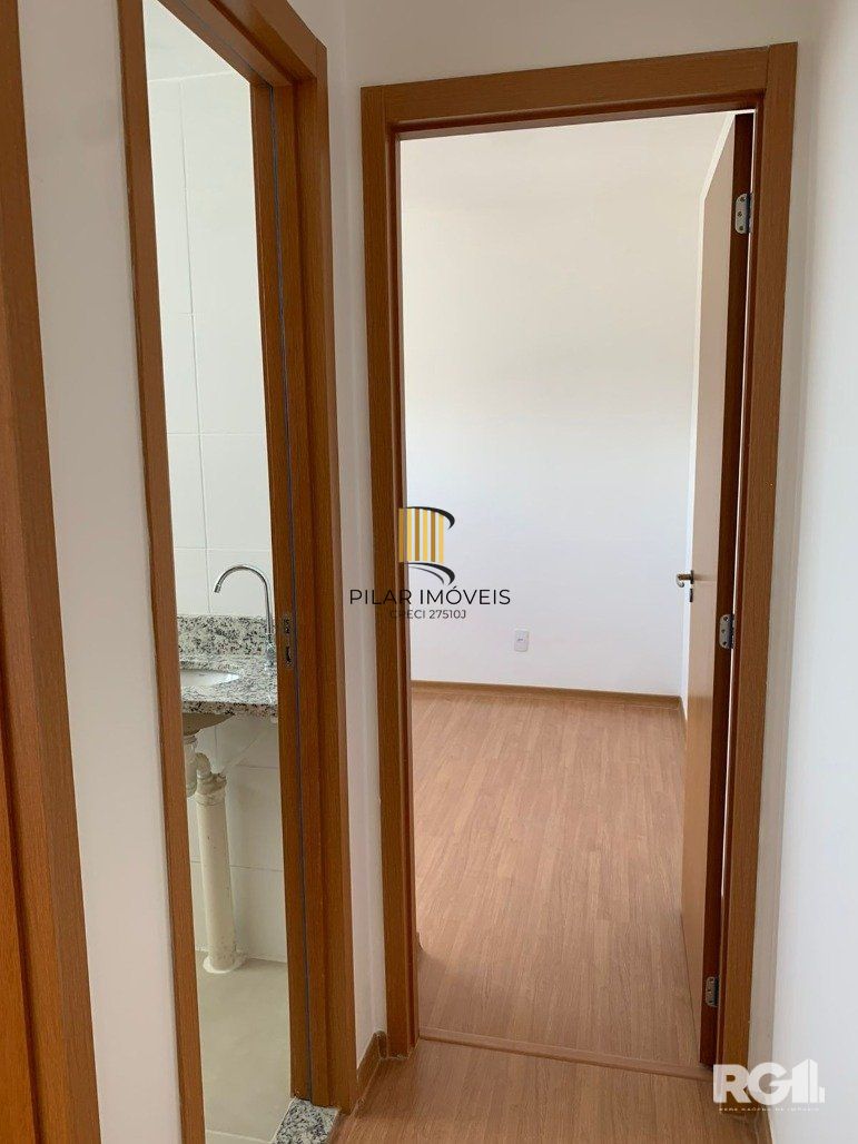 Apartamento 2 dormitóriosno Bairro Camaquã com vista para o Guaíba
