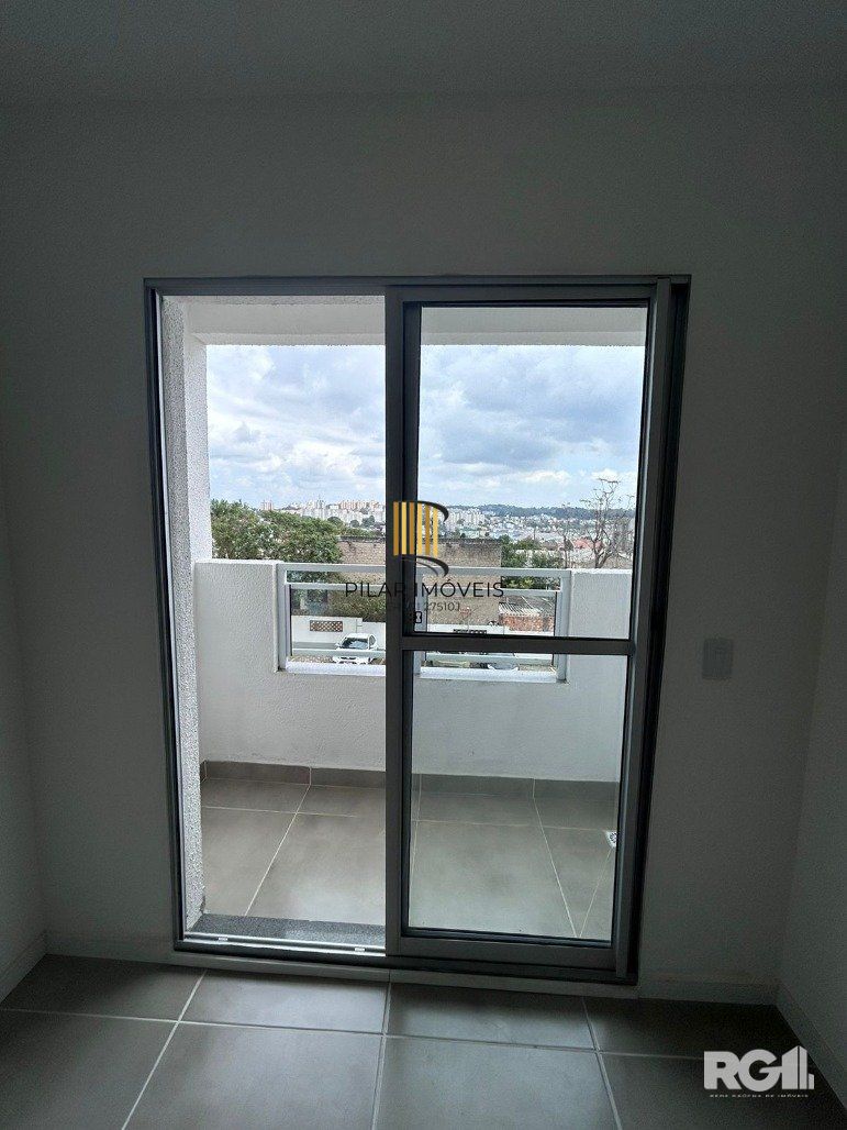 Lindo Apartamento 2 Dormitórios com Suíte no Bairro Morro Santana