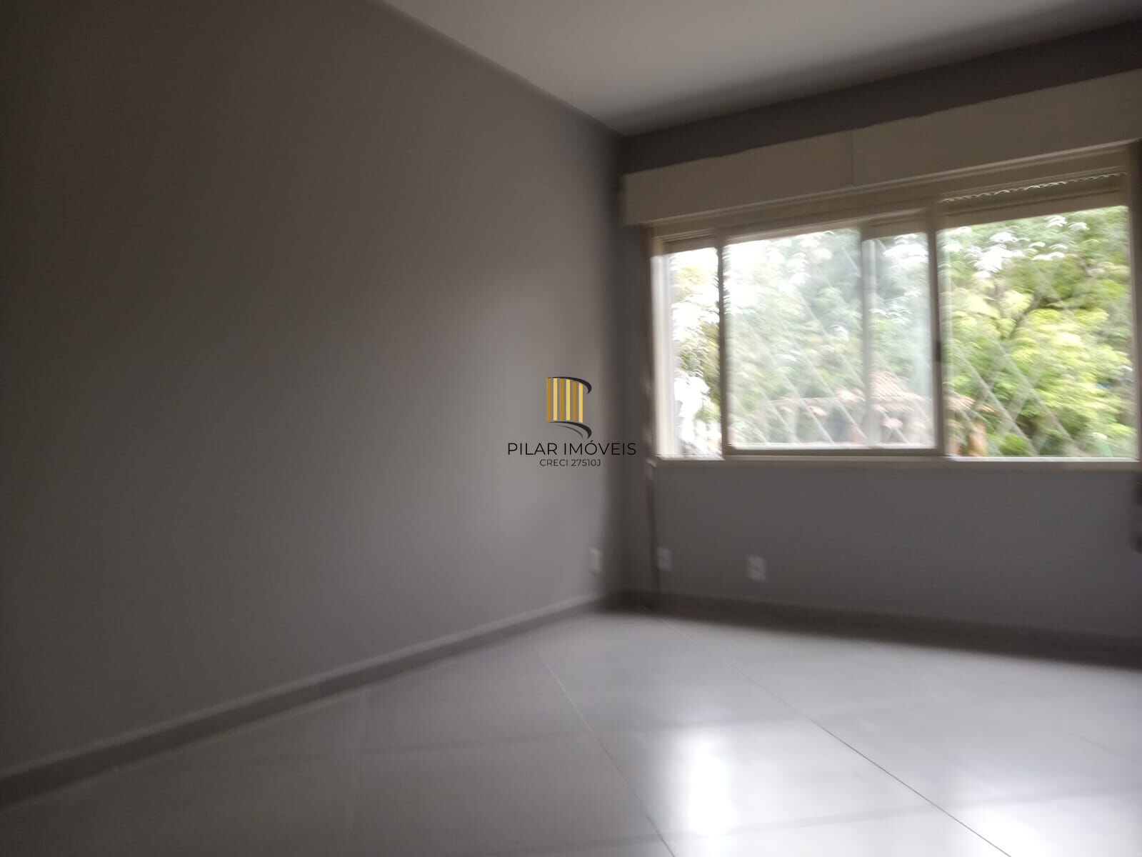 Apartamento dois dormitórios, reformado