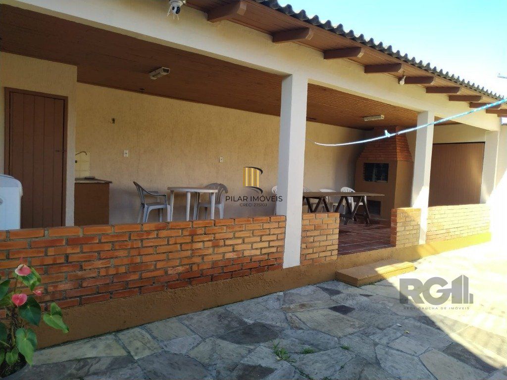 Casa térrea em ótimo estado.