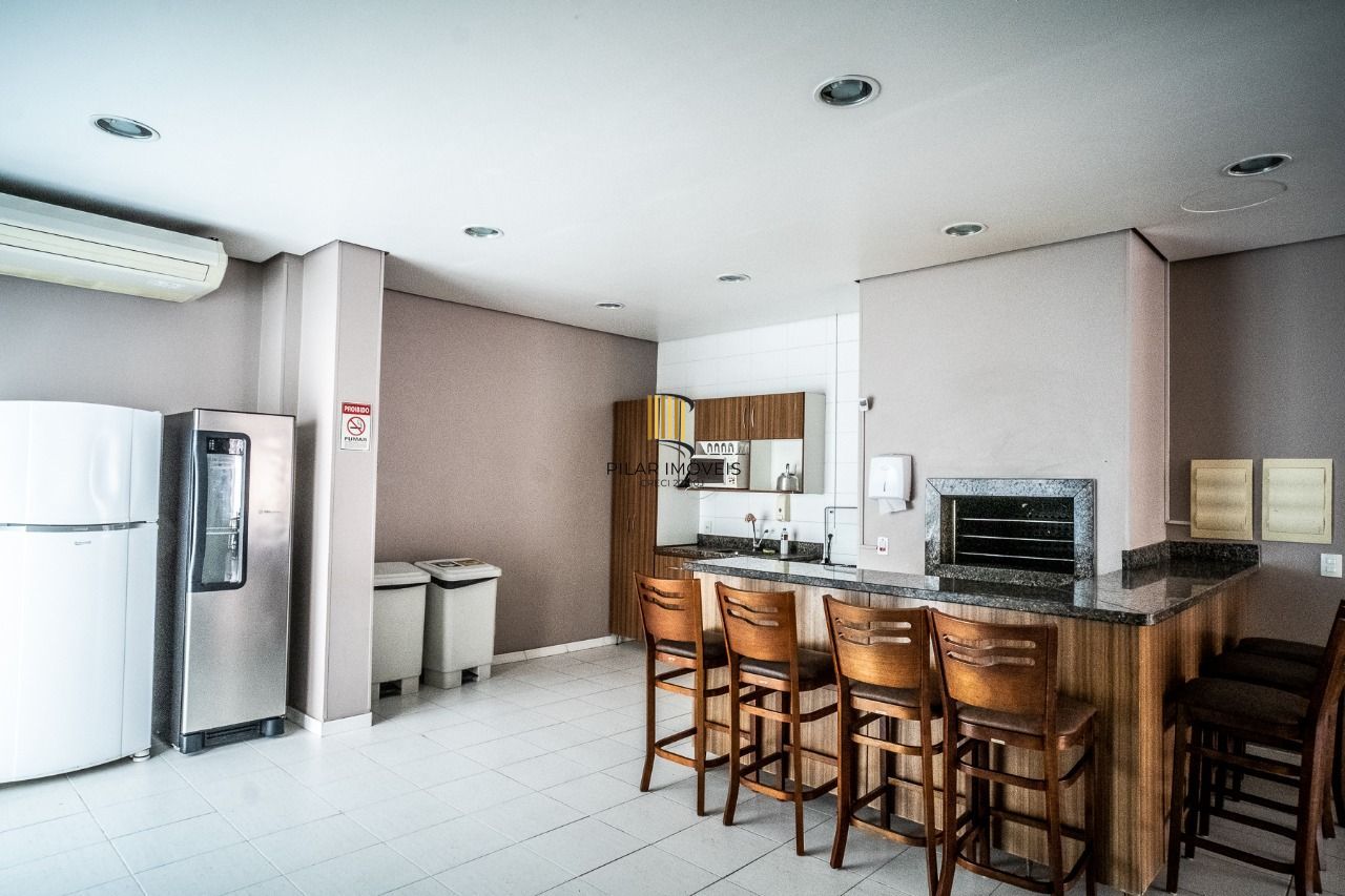 Apartamento 2 dormitórios com 1 vaga próximo à PUCRS
