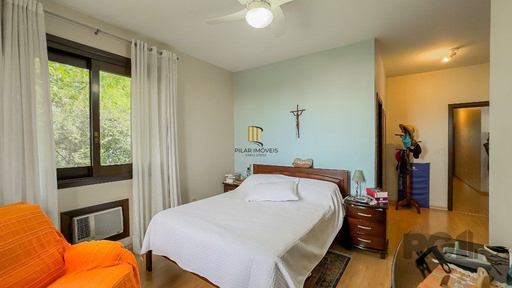 Casa com 3 Quartos e 2 vagas à venda, 344 m² por R$ 2.800.000,00