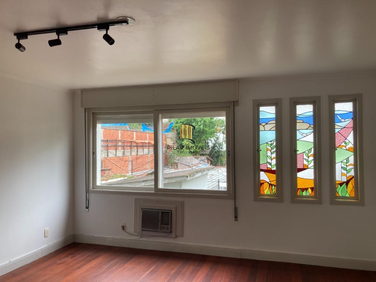 Apartamento 3 dormitórios de 93,97m² com elevador no bairro Moinhos de Vento.