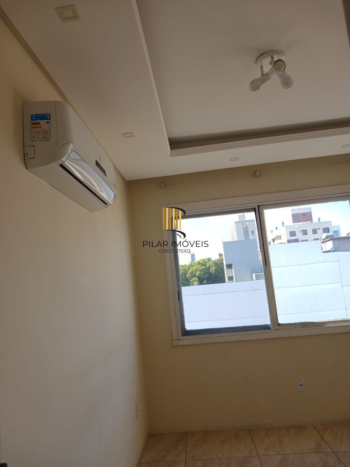 Apartamento três dormitórios ( uma suíte) panorâmico