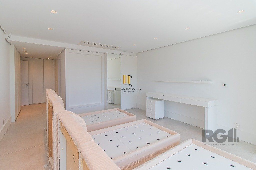 apartamento - 4 dormitórios - 4 vagas - 388,44 m² - Moinhos de Vento