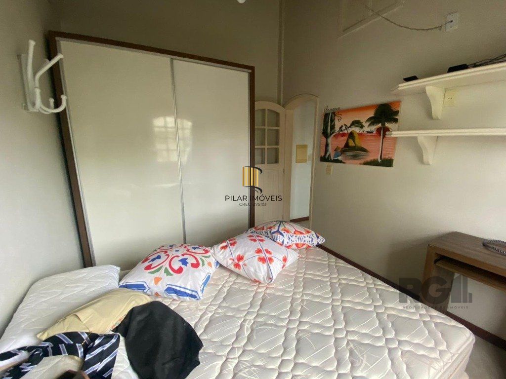 Casa em condomínio- 3 dorm. - 5 vagas -  270m² condomínio cantegril Viamão