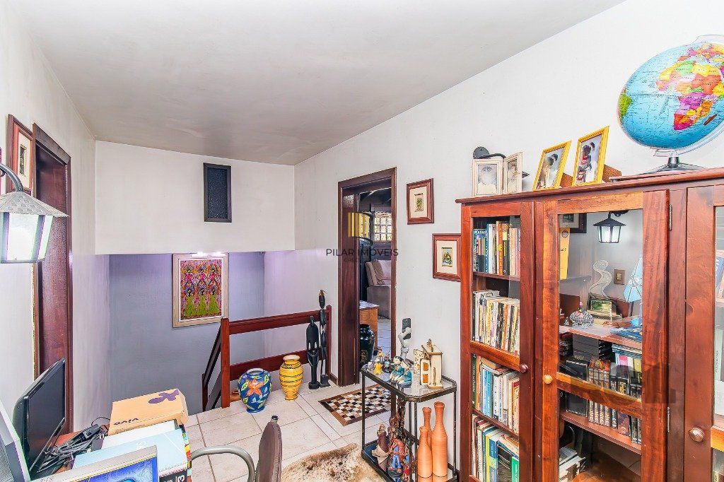 Venha morar num lugar tranquilo da zona sul, casa de 334m²