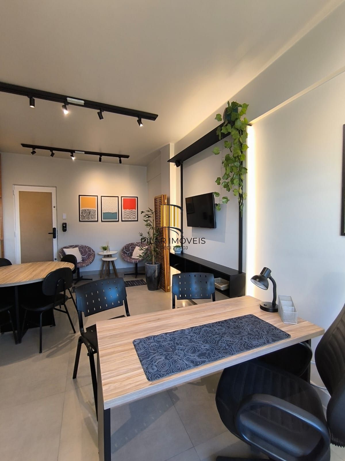 Sala Comercial com vista para o Guaíba
