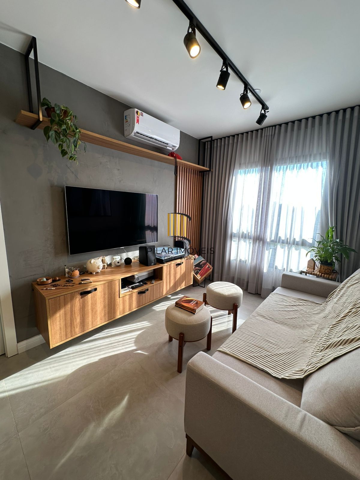 Apartamento de 1 dormitório 1 suíte, 44m2, bairro Azenha - Pilar Imóveis